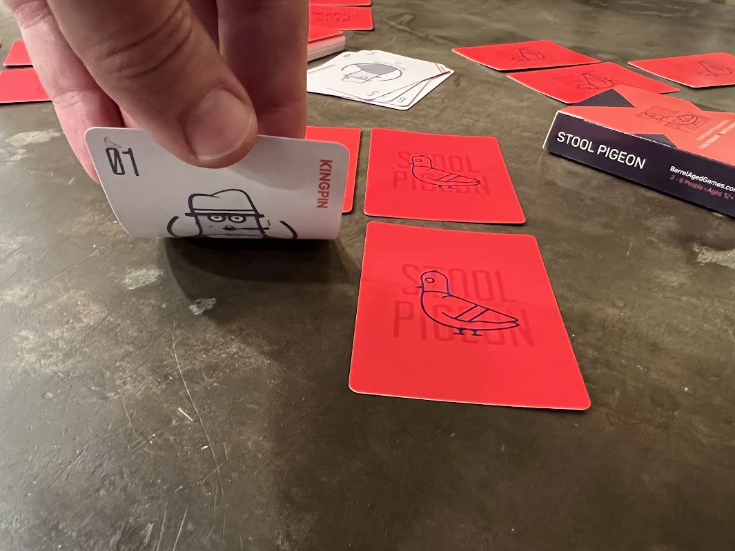 Stool Pigeon: the Pigeon Mafia card game!